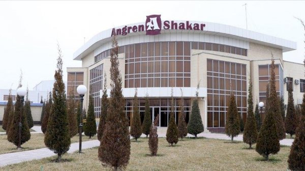 В Узбекистане закрылись два крупнейших сахарных завода