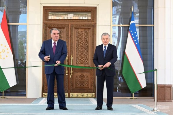 В Душанбе открылось новое здание посольства Узбекистана