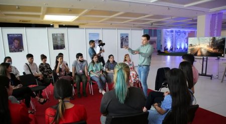 Новый взгляд на Узбекистан: чем запомнился первый день медианедели в Ташкенте